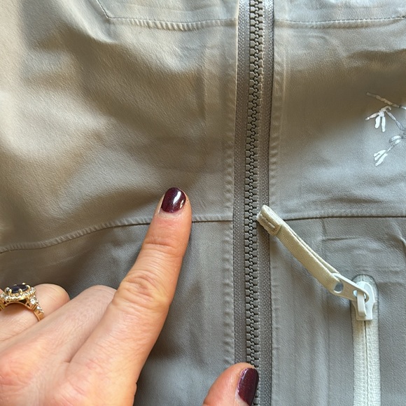 Arc’teryx Gore Tex Pro Sentinel Shell Women’s Small Grey - Picture 14 of 14